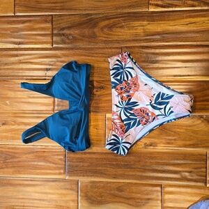 2 pice bikini greenish teal top floral bottom size med